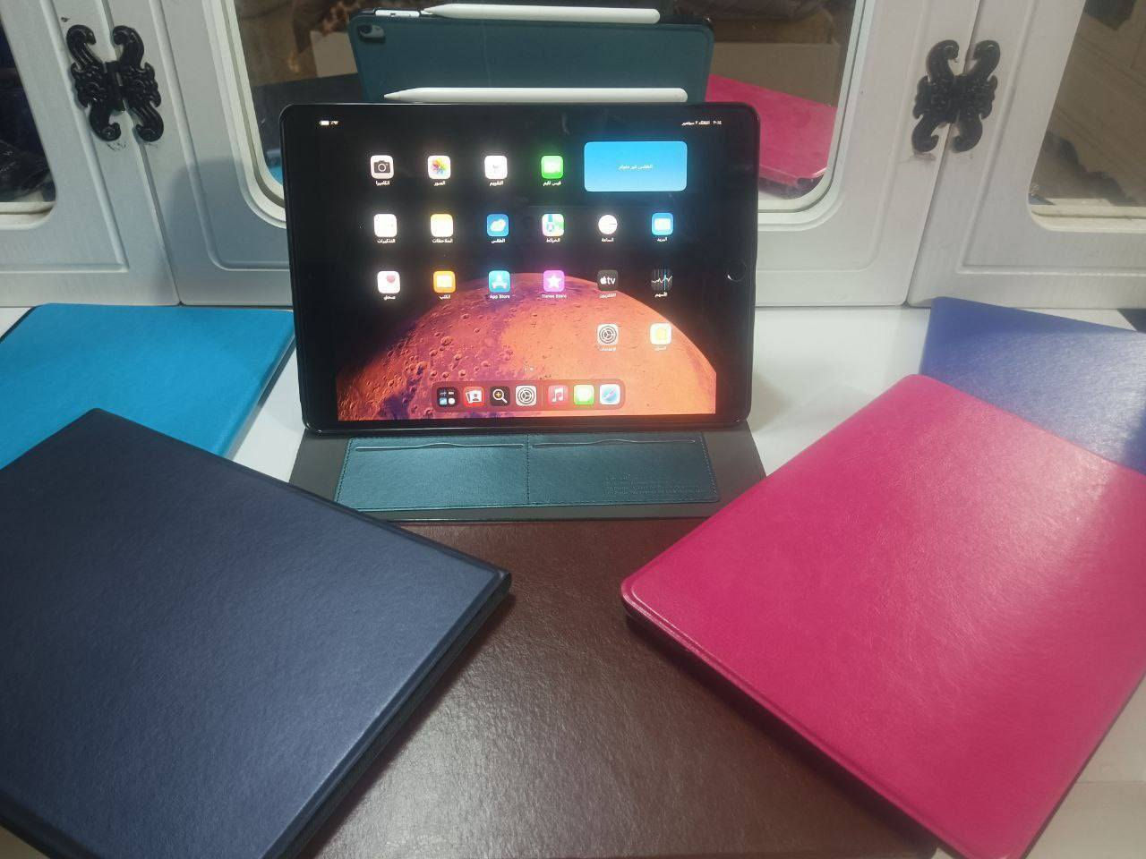 السلام عليكم
للبيع او المراوس شعندك نزل مبايلات او ايبادات او بليات او حاسبات او بيع بسعر 350وبي مجال للشراي وما ارجع احد انشاء الله وماختلف ويه احد ملحقات الجهاز شاحنه اصليه وكفر دفتري ولزكه ضد الكسر 

ايباد 10 برو جهاز غني عن تعريف سماعات ستريو اربع مايكات صوت محيطي وعزل قوي ذاكره 64 بطاريه 94 يدعم ببجي 120 فريم جهاز اخو الجديد شخط واحد مابي عله وضع شركه برغي واحد ممفتوح منه فول الفول نضافه 100/100 يجي ويا شاحنه اصليه وكفر دفتري ولزكه ضد الكسر

للبيع او المراوس شعندك نزل او بيع بسعر 350 وبي مجال للشراي  
المكان بغداد 
للاستفسار اكثر مراسله الصفحه الخاص مفتوح


**إذا كنت صاحب هذا الإعلان وتريد حذفه لأي سبب، رجاءا أرسل رسالة إلى الدعم الفني**