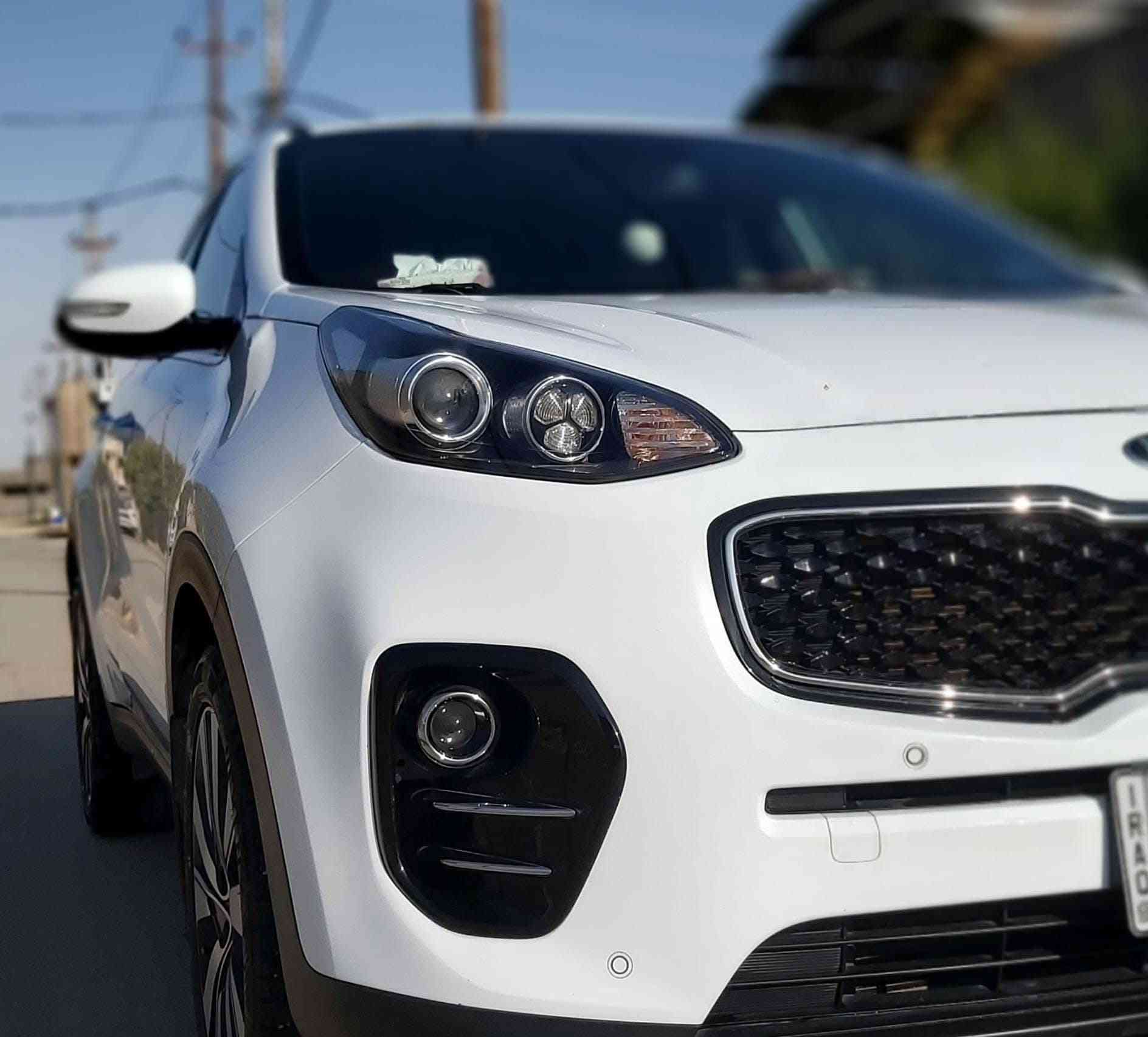 السلام عليكم
كيا سبورتج موديل 2020
وارد امريكي
مدفوع كمرك وضربه كامل

تباع السياره عل حدثه
نص موصفات
محرك 2400
السعر 145  بيع مستعجل نظيفه بأسمي 
ملاحضه : تابعه البنت من الدوام للبيت

(( بغداد الجديدة شارع النعيرية))
 للاستفسار /

الاتصال ع الرقم خط فقط مباشر ***********
