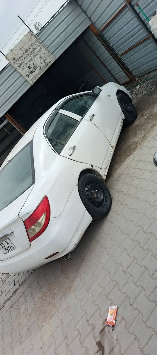 سلام عليكم بيوايدي 2012سياره تخم تاير وصدر جديد داخل حلو نضيف سياره يرادله ترتيب شويه بيه خياس 3صابع موضح بل صوره يرادله ترتيب شويه رقام وسنويه جدد راعيه بل بياع يريد يحول ذا صير لقسمه ول بيع ما تطلع منا ذا مو عقد مروري سعر 37وبيه مجال باقي تفاصيل عل خاص او تصل مكان بغداد لمحموديه ***********
