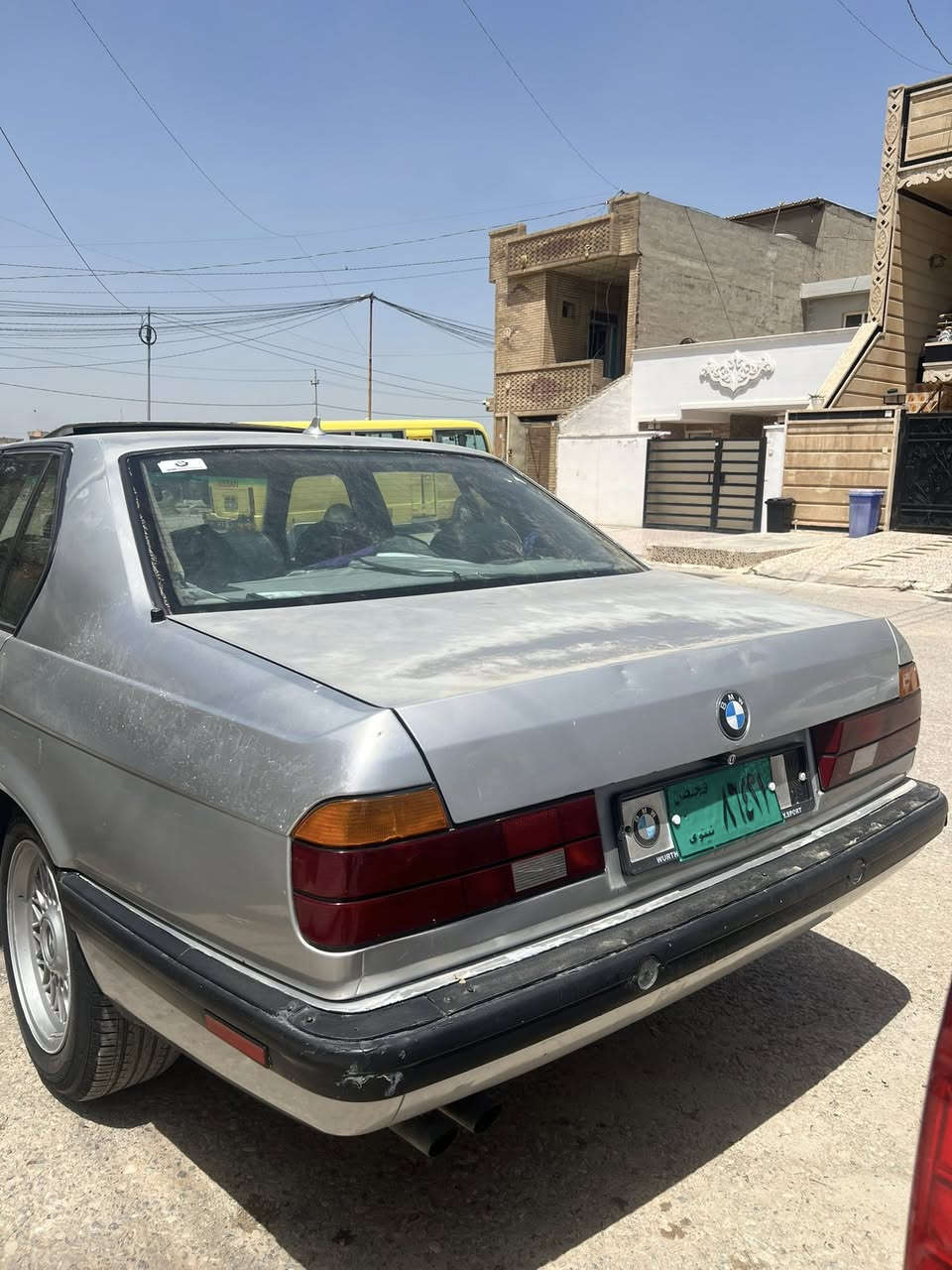بیئم ١٩٩٤ ئاڕم بڵاستیک سڵێمانی پێشو پشتی کەپسە بێ لێدان گێر مەکینە کارەبایەت تەبریت بەشەرت چوار تایەی تازەی لە ژێرە زۆر خاوێن ماوەتەوە بێ کێشەیە سەیارەکە سعر٣٨$ مەجال شوێن هەولێر رەقەم تەلەفۆن ***********
