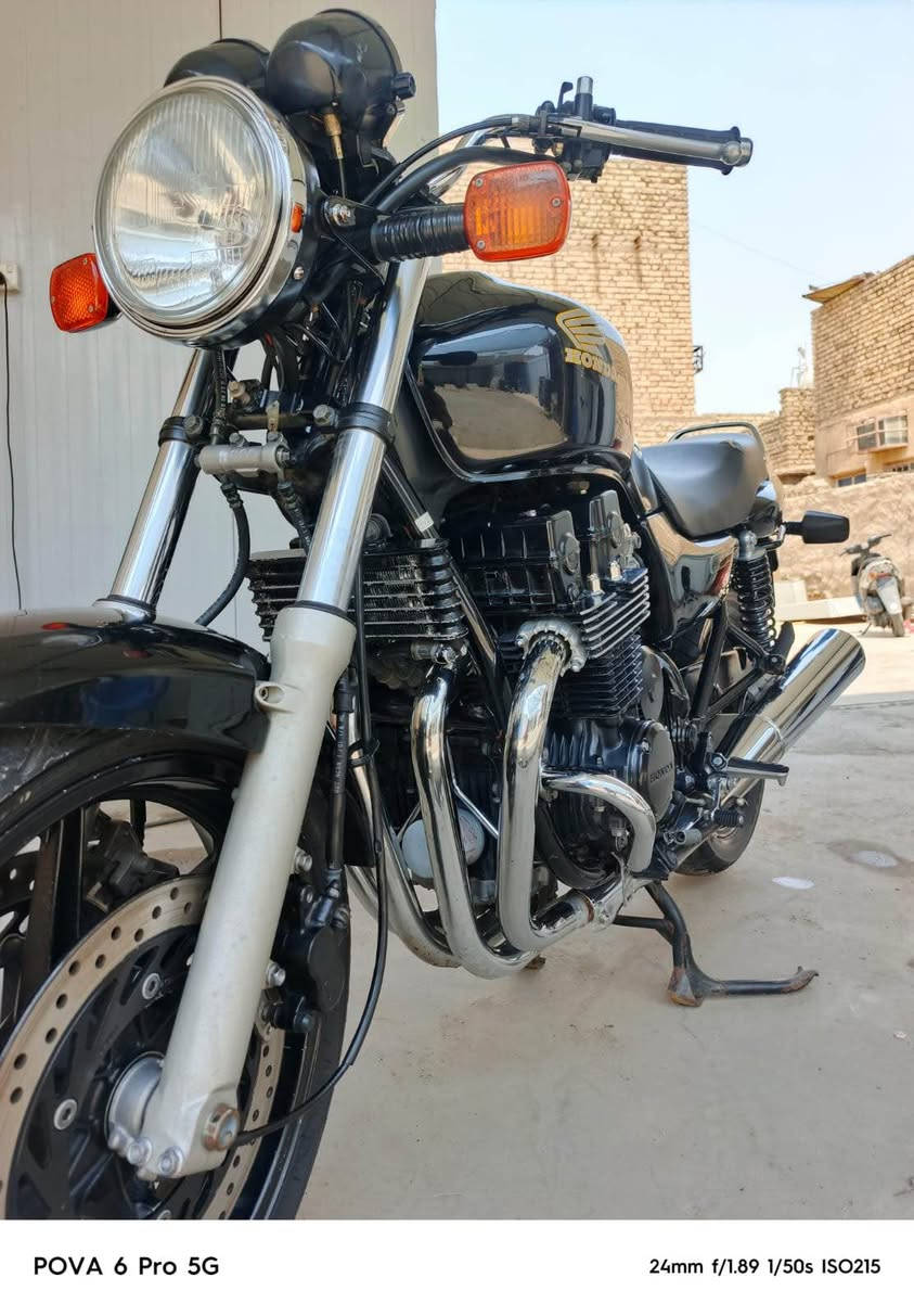 السلام عليكم دراجهCB750
محرك750cc
الدراجه بحاله الوكاله ما بيها نقص برغي مكفوله كفاله عامه
اوراق كامله مدفوع كمركها عمارة, ميسان


**إذا كنت صاحب هذا الإعلان وتريد حذفه لأي سبب، رجاءا أرسل رسالة إلى الدعم الفني**
