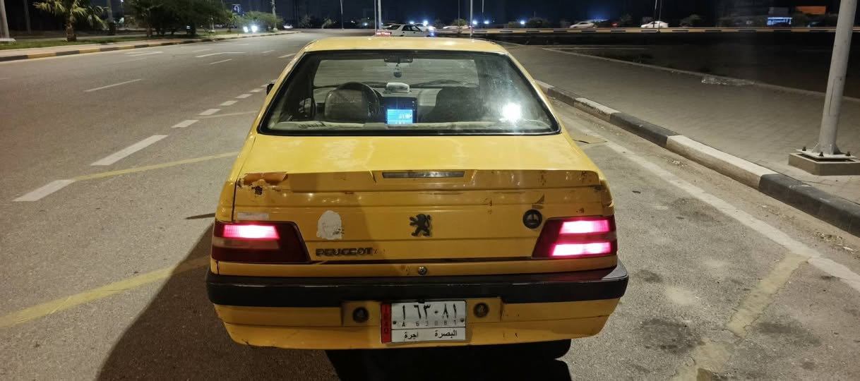 بيجو 405 موديل 16 دشبول عالي محرك كير مكينة كفالة تبريد ثلج حدادة جدسدة عوزهة بس درايم بية صوت تخم تاير توني ذابة سنوية لل27 مصفرة هيأة وغرامات رقم بصرة مشروع وطني سيارة ماعوزهة شي كفالة فقط خياسات بيهة 
السعر 28 بيهة مجال 
البصرة الزبير حي الخطوة
***********
