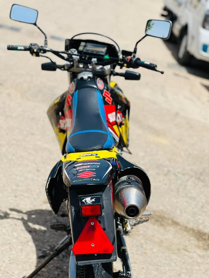 قفاز drz400 للبيع ميسان قضاء كميت 
***********
