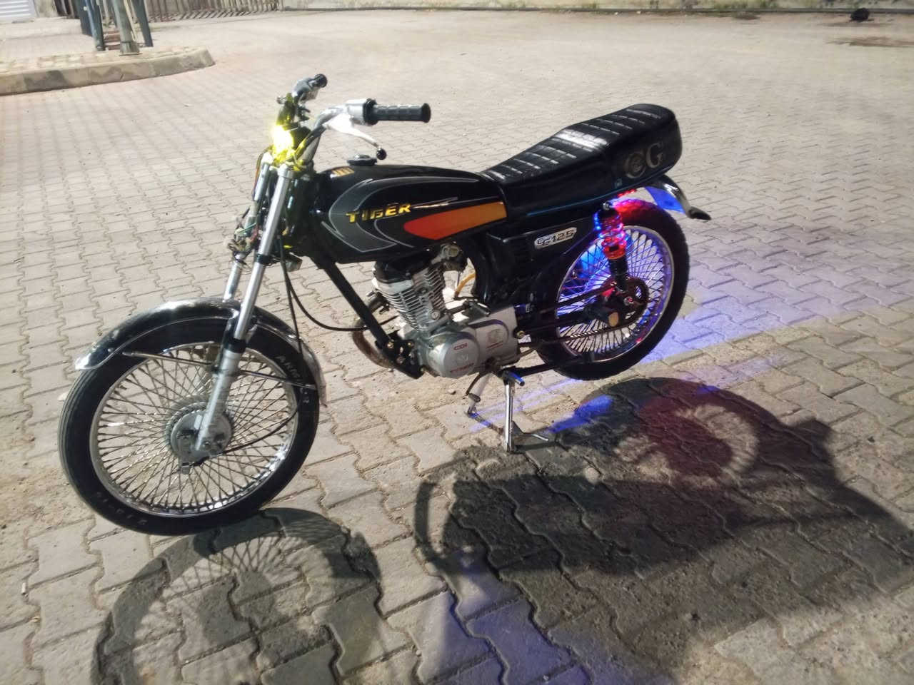 للبيع دراجه تايكر موديل 2020
دراجه محرك ما مفتوح 
السعر 375 بي مجال 
رقم. ***********
