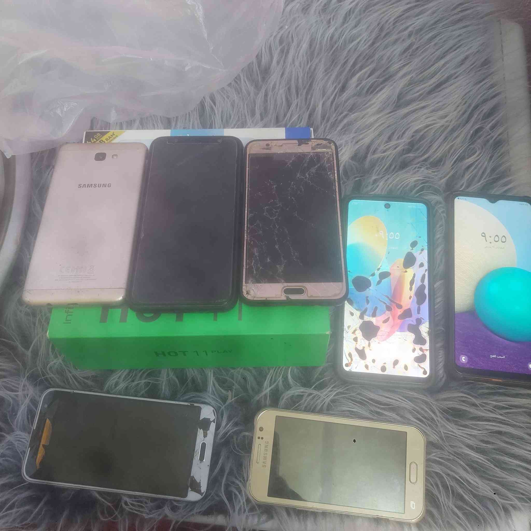 للبيع مبايلات منهن شغالات ومنهن عوزهن شاشات


**إذا كنت صاحب هذا الإعلان وتريد حذفه لأي سبب، رجاءا أرسل رسالة إلى الدعم الفني**