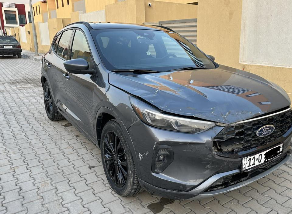 فورد اسكيب st-line 2024 هايبرد - بانوراما

محرك ٢٥٠٠ تنفس طبيعي 
سقف بانوراما

نظام الركن الذاتي Auto Park
كير ماوس
شاشة وسطية كبيرة
شاشة كيجات ديجتال
داخل اسود مميز جداً
دفع رباعي AWD
داتا شو
كاميرات عدد 4 رؤية 360 
حساسات + رادار تفاعلي
انظمة قيادة (نورمال - سبورت - ثلجي - اقتصادي)
ماشية ٥٠ الف كيلو متر
تشغيل عن بعد 
دخول ذكي 
صندوق كهربائي
كراسي جلد + خزن + كهرباء + تدفئة
التفويلة تمشيك اكثر من ٩٠٠ كيلو 
السيارة بأسمي رقم بغداد
السيارة ع ضربتها رتبتها وبقى طرف البنيد من الجهة اليمين وطرف الجاملغ والدعامية تتصلح ..

السعر 175 ورقة بيها مجال بسيط جداً
تواصل واتساب فقط
***********
السيارة جديدة جداً دواخلها مميزة كله اسود وادواتها متوفره بس وقت ماعندي للتصليح.
