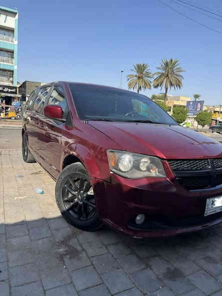 السلام عليكـم
دوج كرفان للبيع فقط
موديل2019.sxt الخارج GT بلادي
ماشيه 63ميل
داخل اسود
تخم تايرات جديد 
 استخدام شخصي
حادثها امامي(جاملغ مبدل تفصيخ اصلي ومصبوغ+ربع البنيد صبغ)
مكان السيارة بغداد 
195 ورقه وبيها مجال
***********
