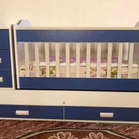 جرباية طفل جديده استعمال قليل السعر ب150وبيه مجال حله 07849432160