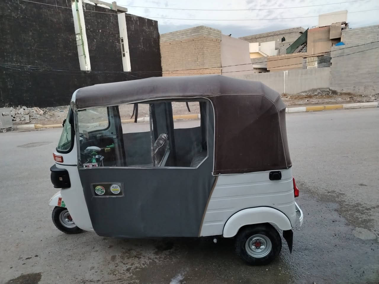 السلام عليكم تكتك موديل 20 رقم بغداد تحويل ثاني يوم لاضربه ولامعجون معمره دوس فقط مامتواجد خاص مكان تكتك ديالئ بعقوبه ***********
