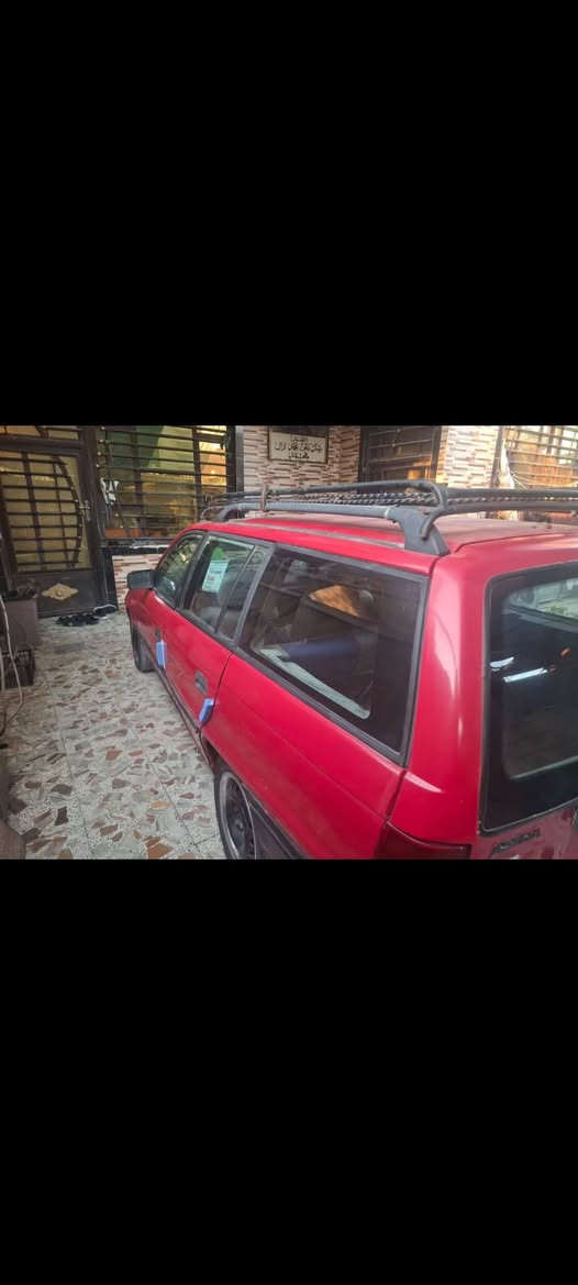 اوبل استره حجم 18 موديل 93
رقم سنويه هزه جديد طخم تاير جديد
صدر جديد مكينه كير شرط بدون صبغ 
تلقيطات تدفيه شغال السعر 42بيها مجال 
الاتصال ***********
