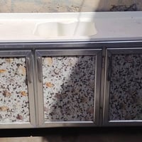 عندي كاونتر سنك مرمر والمحلق مالته اي ضرر مابيه السعر  175 وعندي توصيل...