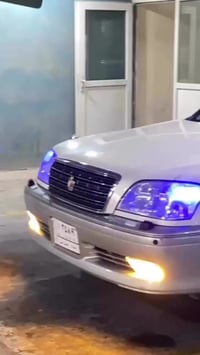 كراون • ٢٠٠٣ • مكينة ١٧٥