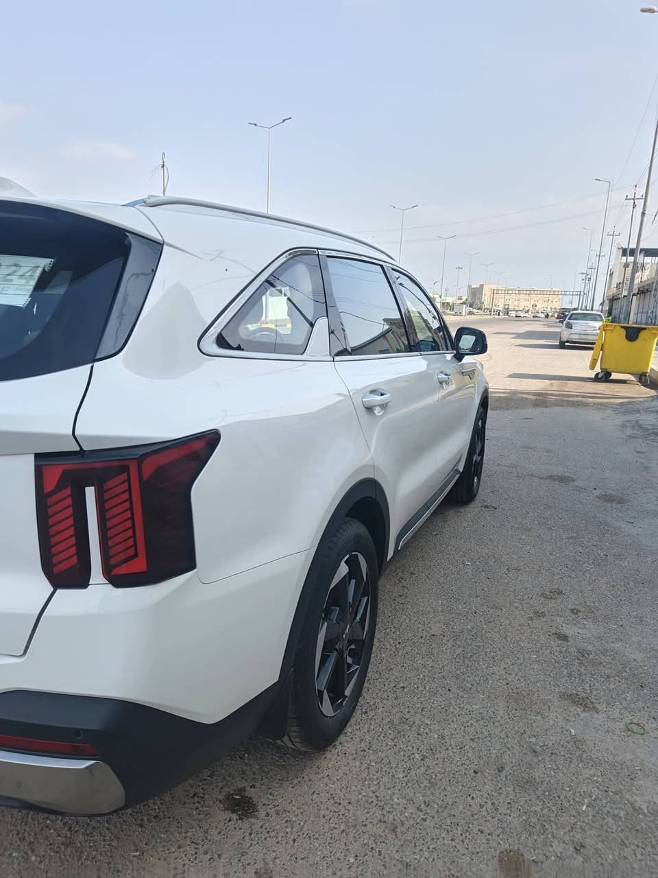 سياره سيراتو ماشيه 24سعرها 280$البصره حيانيه مكفوله رقم *********** راكب 7
