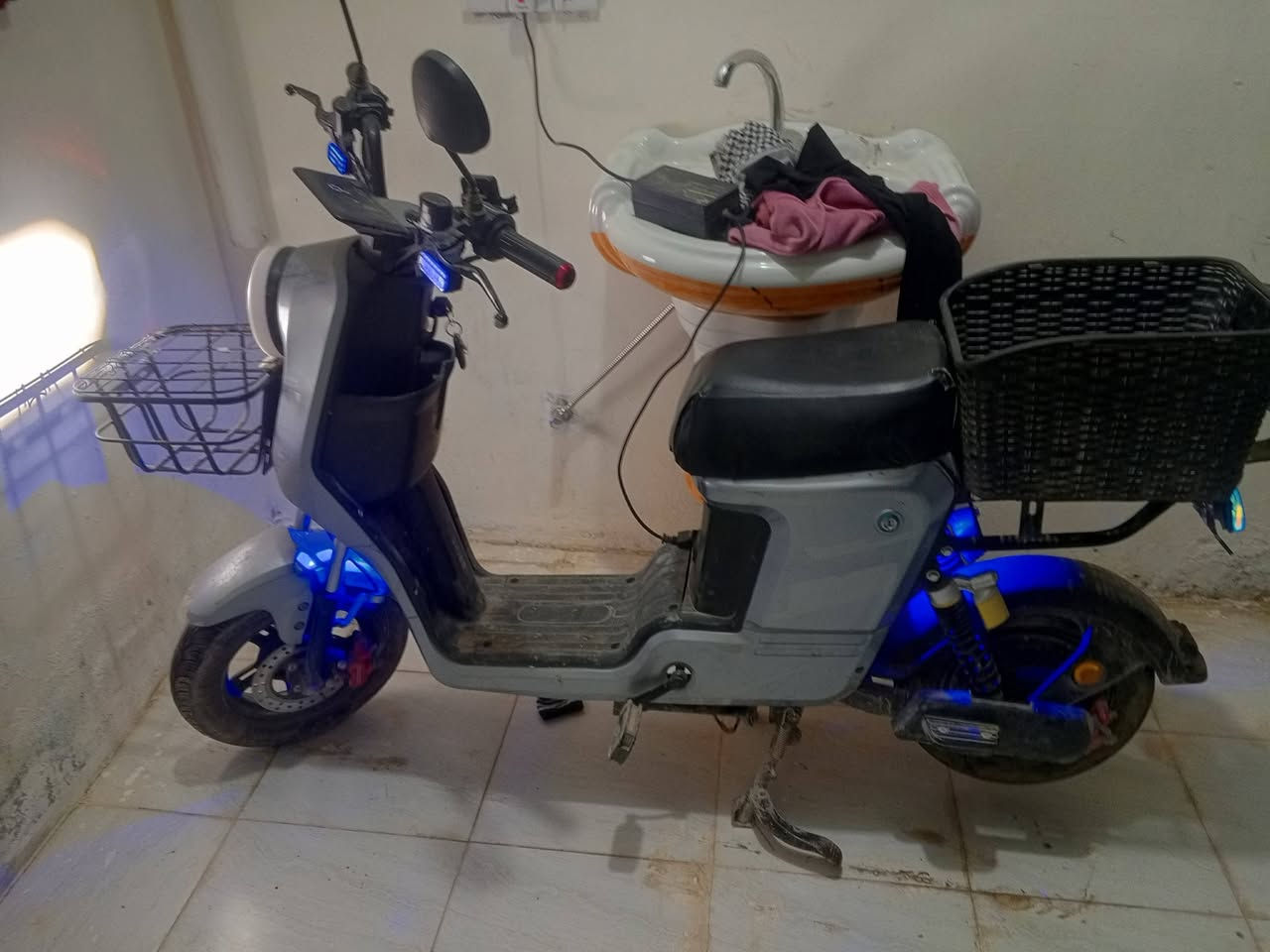 سلام عليكم ار تسعه شحن خير من الله اي نقص ماكو مكاني بعقوبه سعرهه ٤٥٠ بيها مجال رقم تلفون ***********
