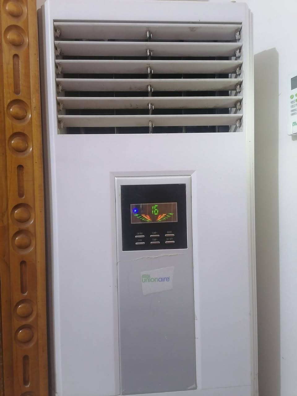 السلام عليكم
(سبلت للبيع) نضافه القطعه الداخليه95٪
بس ساعه يشتغل حار ساعه بارد


**إذا كنت صاحب هذا الإعلان وتريد حذفه لأي سبب، رجاءا أرسل رسالة إلى الدعم الفني**