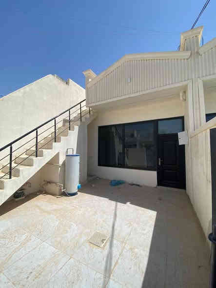 دار للبيع 100م في كركوك شوراو فقط 36 مليون 
***********
