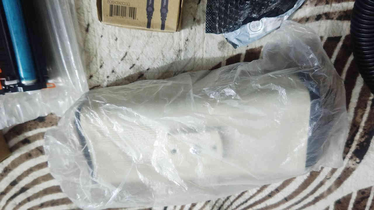 غراض للبيع ناصرية الي يريد كلم وسعره مكنسه مال سيارات وحفظه مال كامرا جبير وصغير كيبورت مال حاسبه لقمه مال ادريل ومطبعه ***********
