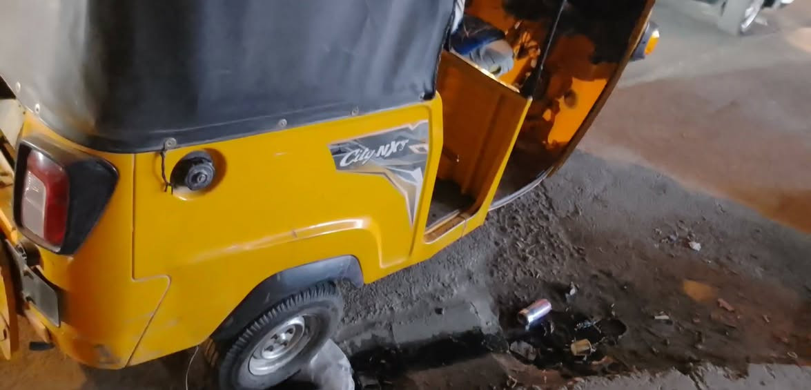 للبيع ديالى بعقوبة مرقم باسمي موديل 21 كامله اي نقص مابيهه السعر خاص


**إذا كنت صاحب هذا الإعلان وتريد حذفه لأي سبب، رجاءا أرسل رسالة إلى الدعم الفني**