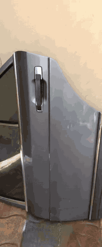 للبيع قطع غيار مارسدس جانمبو
بنيد جديد مال وارد سعره ٢٠٠ الف 
بيبان عدد ٤ كاملات من جامه من قفل من سفيفه باب كامل عدا بطانه بابي سعرهن ٦٠٠ الف 
جاملاغات يمن ويسار جدد ١٩٠ الف الزوج 
ج
قبق جنطه مال وارد سعره ٥٠ الف  
***********
ملاحظه ابيع شلع  ما بيع مفرد
