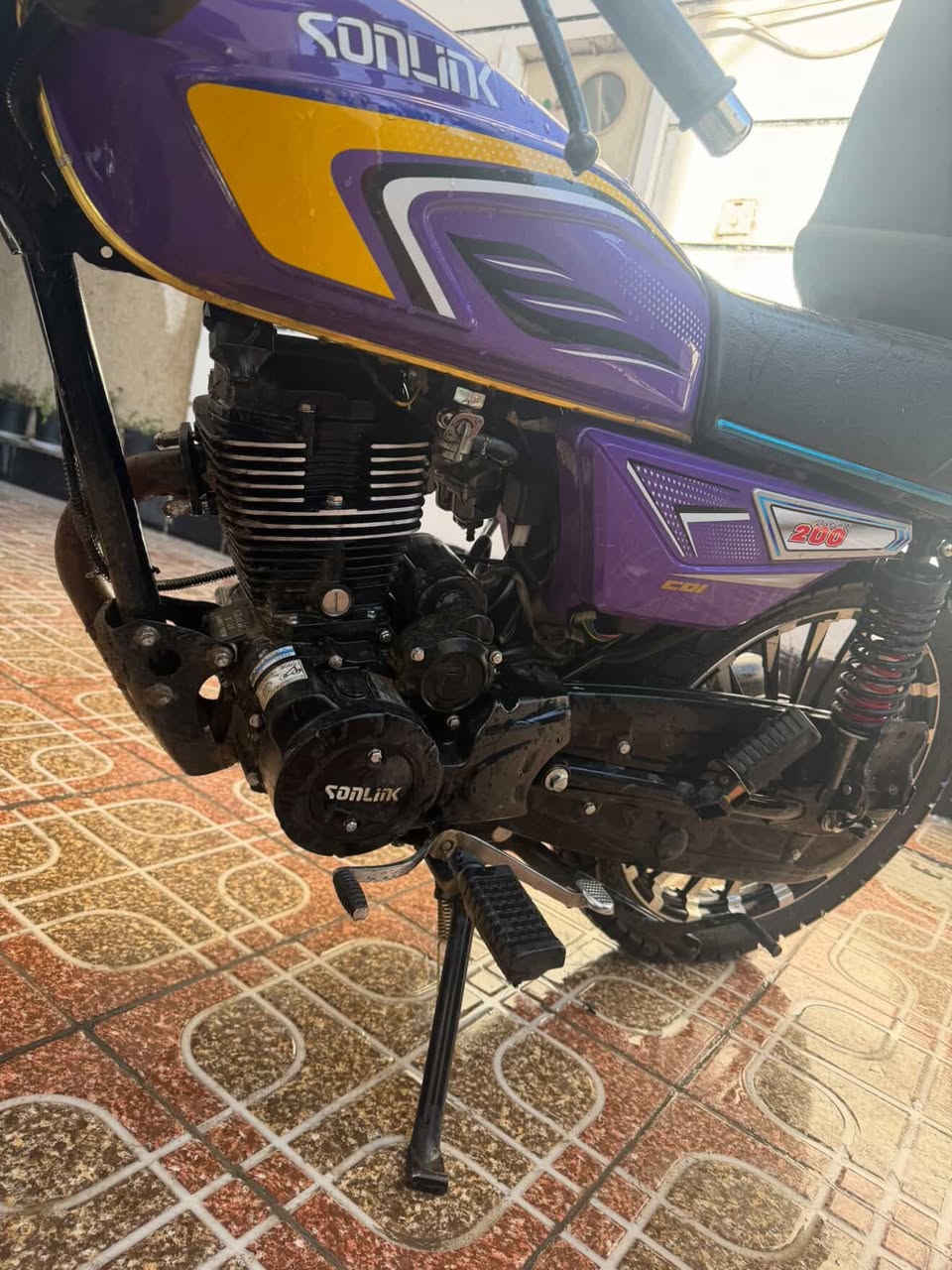 السلام عليكم
دراجة ايراني 5گير
2025/11/3
دراجة ماشية الفين /نقص شاشة فقط متفلشه
مبدل دهن مرتين فقط
مكان الدراجة الدورة حي الصحة 
السعر875 وبيهة مجال بسيط كلش
رقم التلفون ***********
