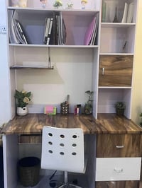 مكتبة • بغداد حي البساتين