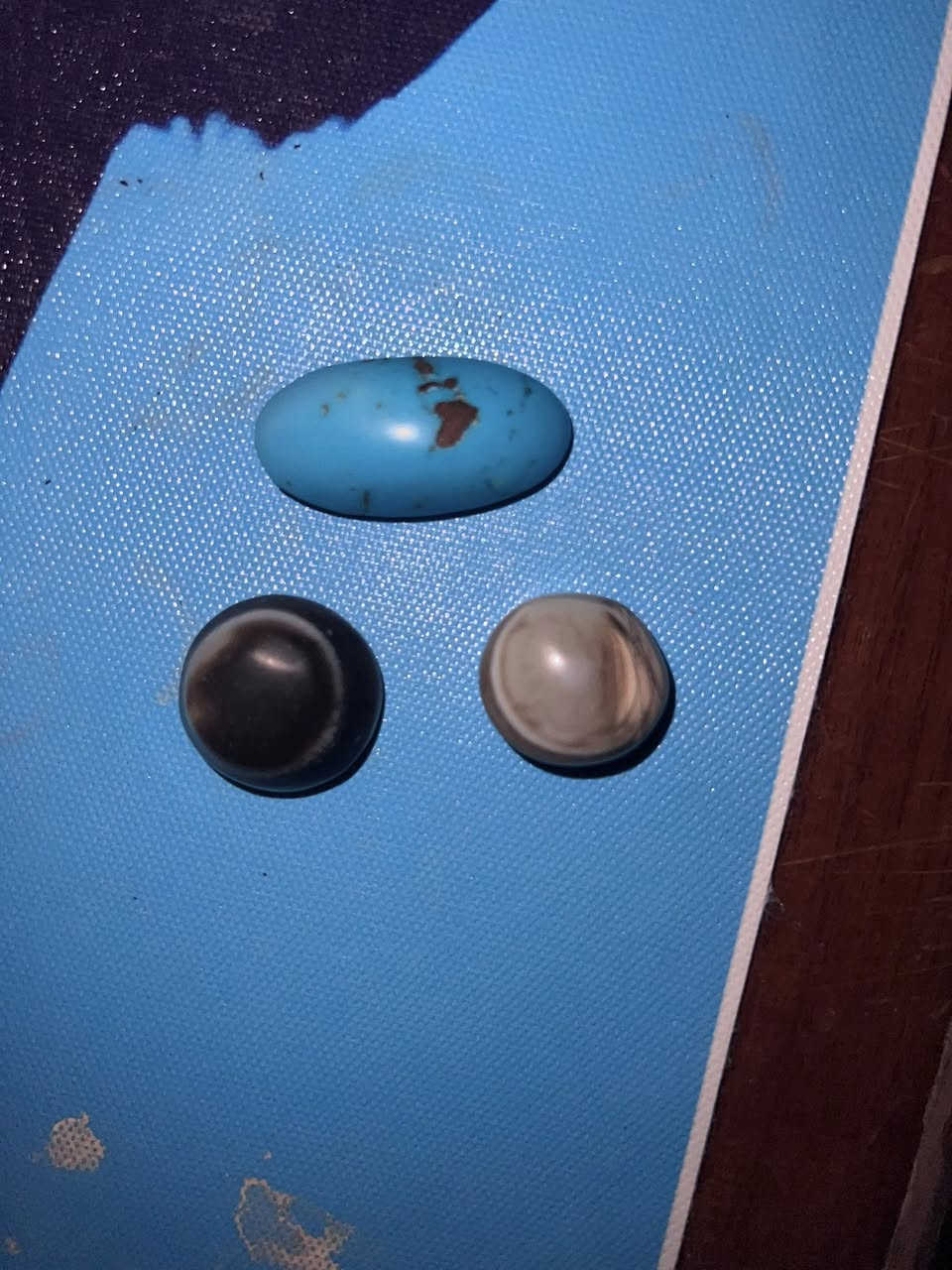 ثلاثة احجار  فيروزي/وسلماني/وجزع للبيع


**إذا كنت صاحب هذا الإعلان وتريد حذفه لأي سبب، رجاءا أرسل رسالة إلى الدعم الفني**