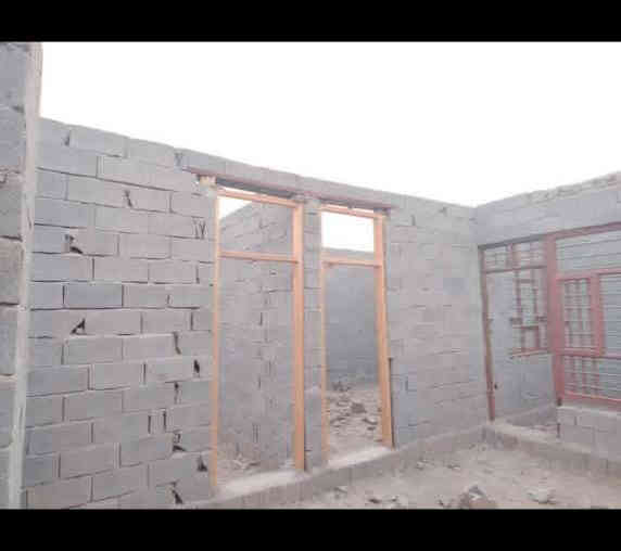 #اعلان_مجاناً
الصويرة مقابل محطة الجوهرة بيت  هيكل زراعي حي الفرات الثاني مساحه هيكل ٢٤٠  بدون سقف ابواب شبابيك كامله عقد ١١٧    *********** سعره ٢٥ مليون واصل  ماء وكهرباء
