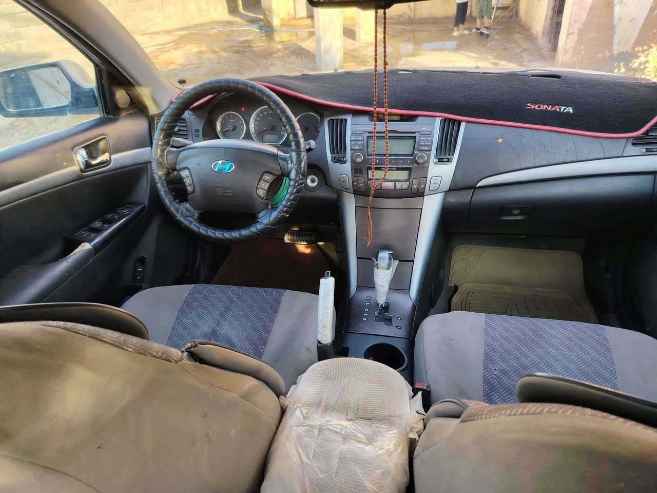 السلام عليكم سوناته موديل 2009 بيه صبغ عام جماليه بدون ضرر محرك 2000جديد كير جديد تخم تاير جديد وارد كوري رقم الهاتف ***********السعر 85وبيه مجال مكان بابل
