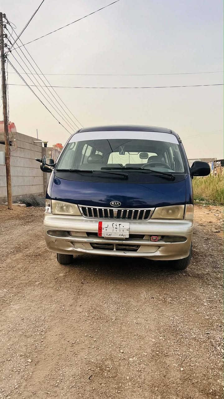 السلام عليكم
كيا بريجو موديل 1997 مصبوغة صبغ عام والسيارة كاملة من كير وماكينة واكسن مكينه 20701 
المكان حلة مركز المدينة 
للاستفسار على الرقم ***********
