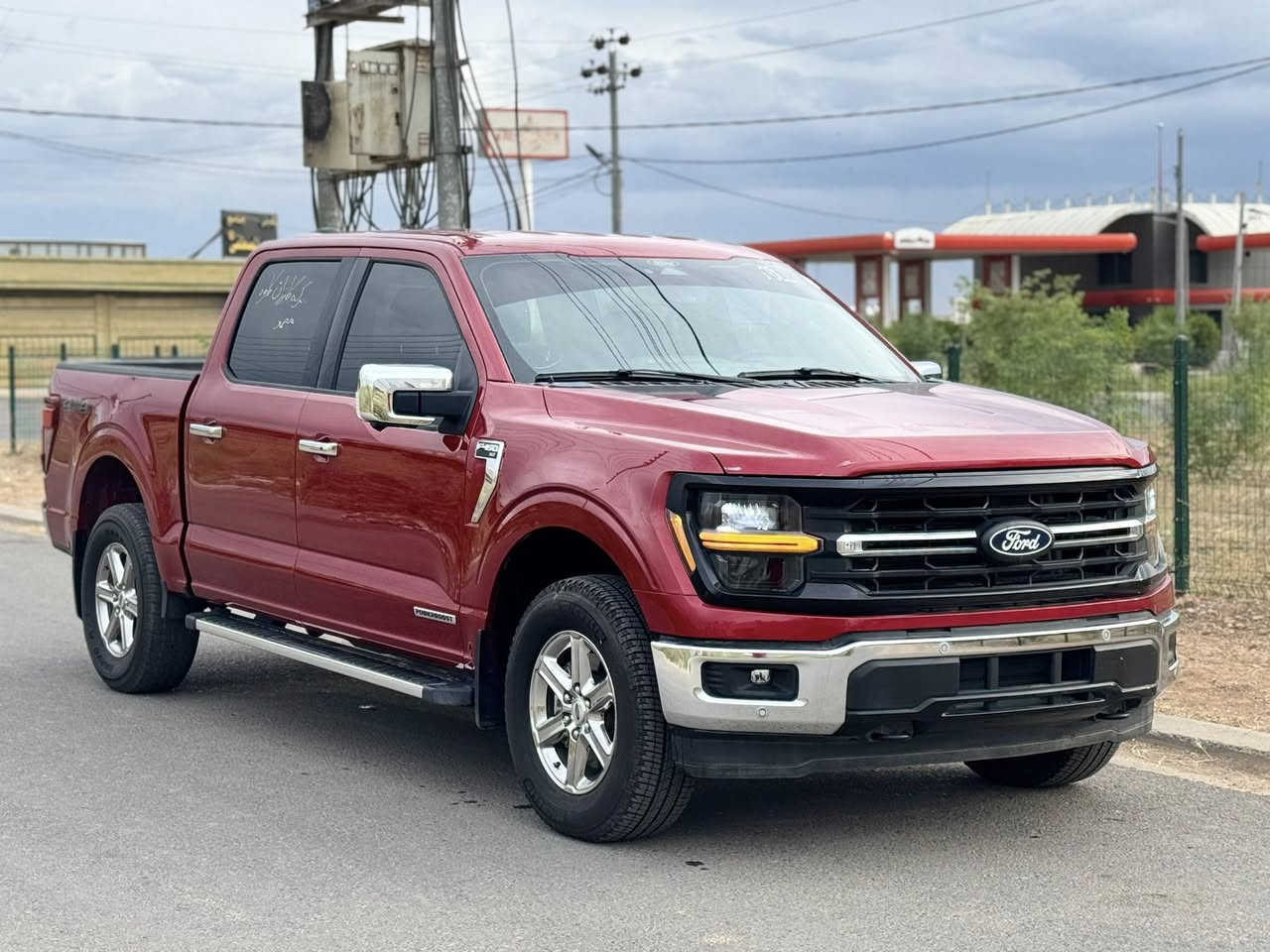 F150 XLT Hybrid 
2024
3000 Mile
33000$
جاملغ خلفي فقط بدون دواخل و باب مبدل بلاد 
بجم كبس مملعوب بيها برغي 
شاصي قصير 
4X4
كامرة ٣٦٠ درجة
تدفئة كشنات 
اوتو ستوب 
شاشات دجيتال 
شاشة كبيرة ايباد 
رادارات 360 درجة 
نقاط عمياء 
السيارة زيرو مابيها نقص برغي 
مكان السيارة اربيل 
***********
***********
