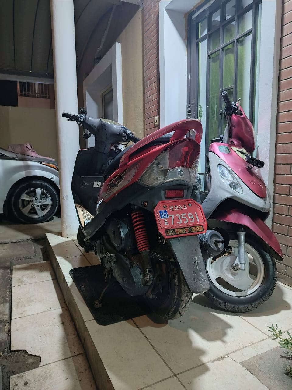 السلام عليكم ماكس عدله حاويه
للبيع السعر💰خاص 
مكاني الناصريه مركز🏘️
***********
