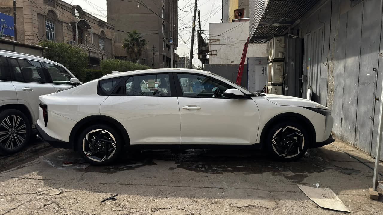 2025 ضمان الشركة الدولية 5 سنوات 4 تبديلات دهن مجانية بصمة تشغيل عن بعد داخل مخمل قمارة حديد مكينة 2000 دوش كير at ماشية 150 كم زيرو *********** السعر 201 ورقة سعر نهائي والسوك كلشي بي اخوان والي يكول اكو ارخص يعبر المنشور كأنما مشايفة مع احترامي للجميع@إشارة
