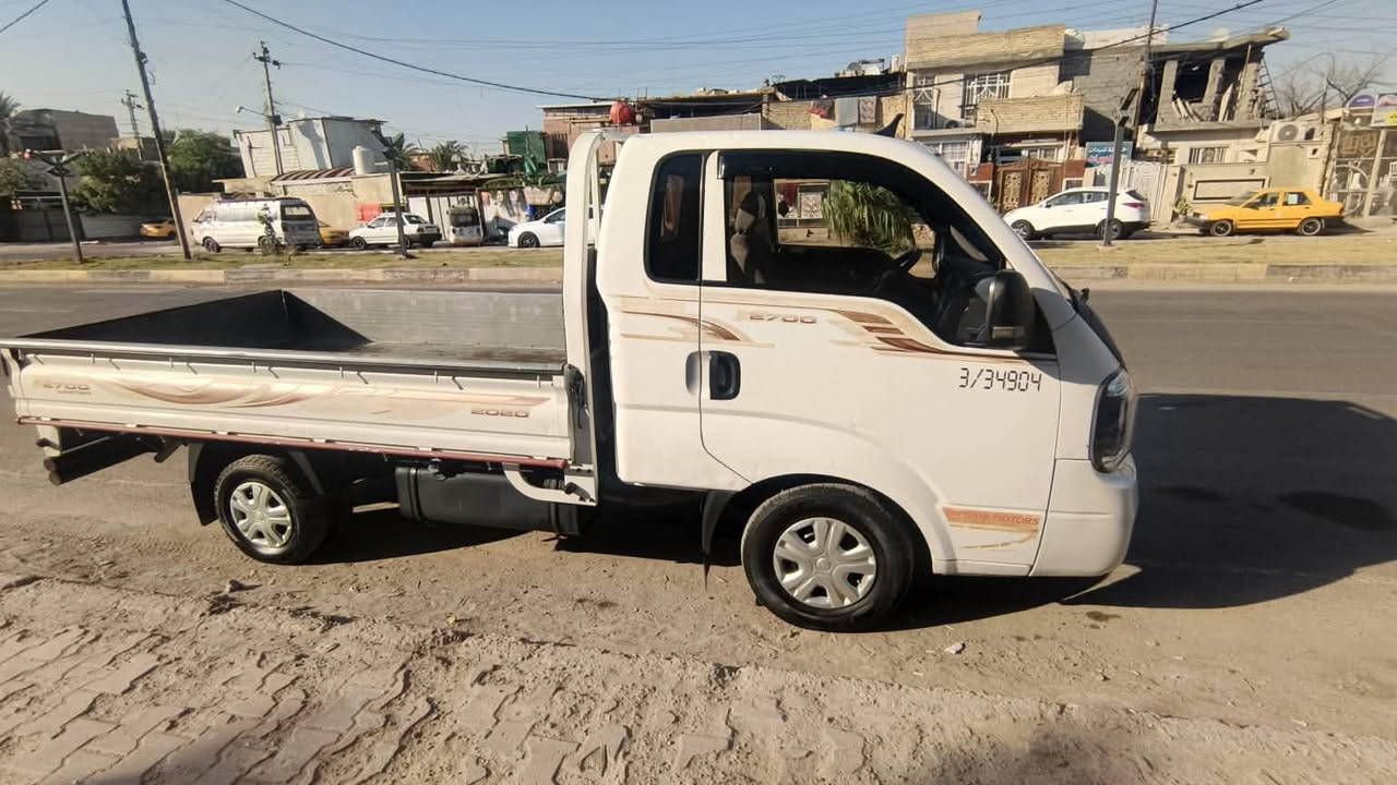 سياره واسط موديل 2020
محرك 2700 
تبريد شغال 
تخم تاير جديد
السيآره مكفوله 
تحويل مباشر 
السنويه لل2030
السبير ما نازل 
السعر خاص الاتصال على هاذ الرقم ***********
