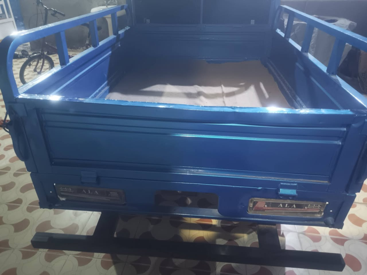 السلام عليكم ستوته للبيع موديل 20 اوراق 
السعر 1600 بي مجال بسيط حك الجيه
العنوان واسط قضاء الزبيديه رقم الهاتف /***********
