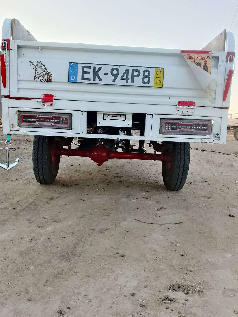 السلام عليكم ستوته اللبيع موديل 13اوراق اصواليه مكينه سوبر 200 بس بستم مبدال ستوته نضيفه وخير من الله مال جناي سعر خاص رقم*********** وبي وتساب
