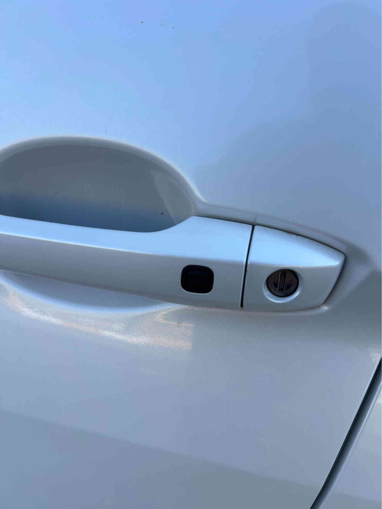 مستر بوشي ئكس باندر 2023 به ناو خومه يك دسته
١٠هه زار رويشتوه سفر كيلومتره
فول ماسه فاته هه مووي به شرته لوك لوكه
سعري ١٦٨ وه رقه و مه جاليكي كه م
***********.  Korak watsap سوران
