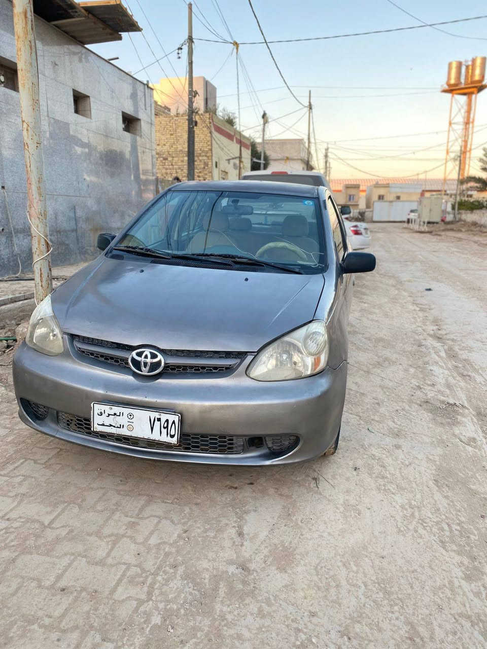 السلام عليكم 
كورلا ايكو موديل ٢٠٠٥ رقم نجف صدامي مسوين هزه وكشف وفحص وباسمي مصبوغة عام مكينه وكير مكفولات بلاديات و حداديه تخم تاير باتري تبريد دواخلها نظاف مكانها ديوانيه مركز السعر ٣٣ وبيها مجال للاستفسار ***********
