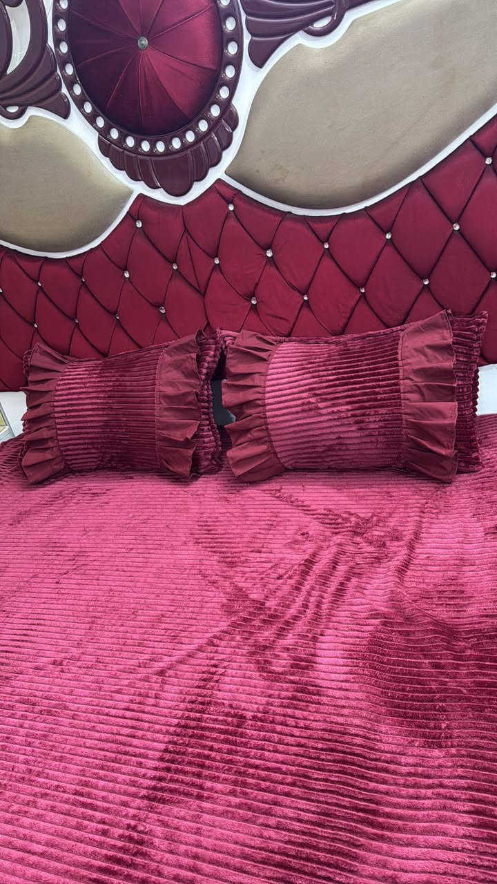 فرشه قياس تركي 
تلبيسه داخليه +٢ مخاد 
يوجد توصيل


**إذا كنت صاحب هذا الإعلان وتريد حذفه لأي سبب، رجاءا أرسل رسالة إلى الدعم الفني**