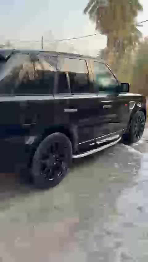 ادوات ادوات رانج روفر موديل 2013 متومه رقم وسنويه جاهزه مكينه كير ديفوار كبيره سياره  جاهزه ومانقصه اي شي للبيع او المراوس مكاني بابل للاستفسار ***********
