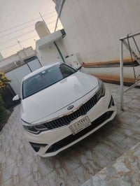 ٢٠٢٠ • ٢٤٠٠ • ٣ قطع تبديل