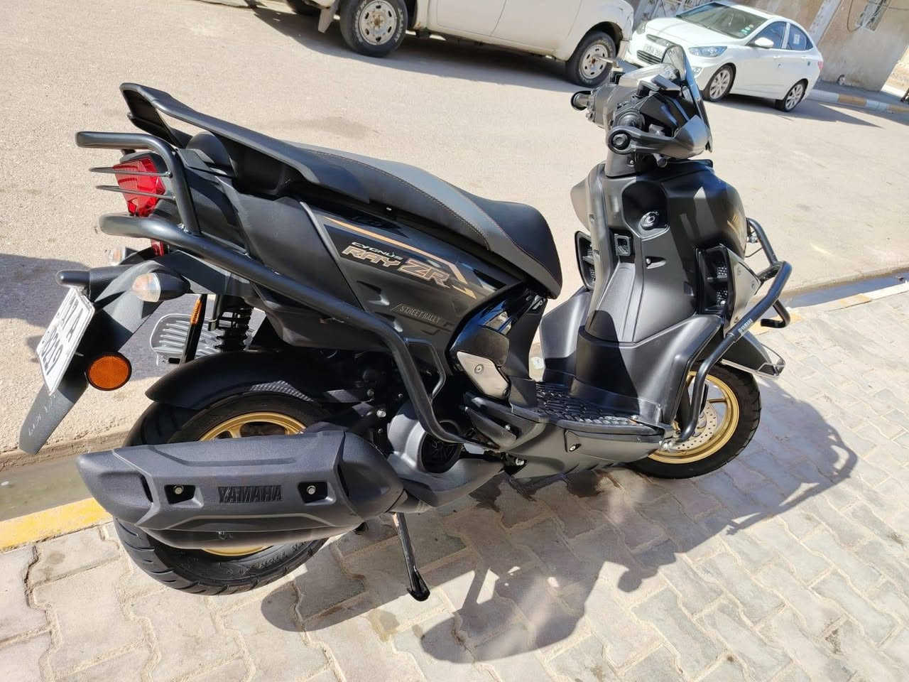 سلام عليكم
ZR25
فول تزويد كامله درع.. هوايات جاملق خلفي ارضيه درع جاملق امامي دوسه تعليك مري قلاب 
مرقم مثنى بسمي لوحتين نكليزي لحد 2030سنويه تقره 21لان مبدل شاصي دراجه كفاله عامه ماشيه اقل 2000بوضع شركه سعر 3500قفل قفل
***********
