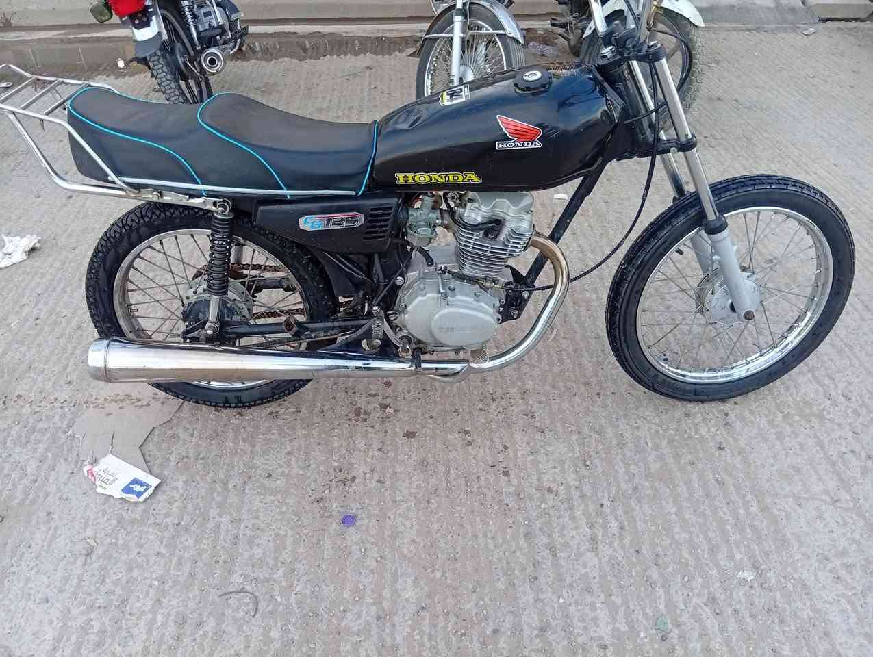 للبيع شاصي نامه مكينه ارشه موديل 2018 السعر 300 وبيه مجال بصيط
***********
