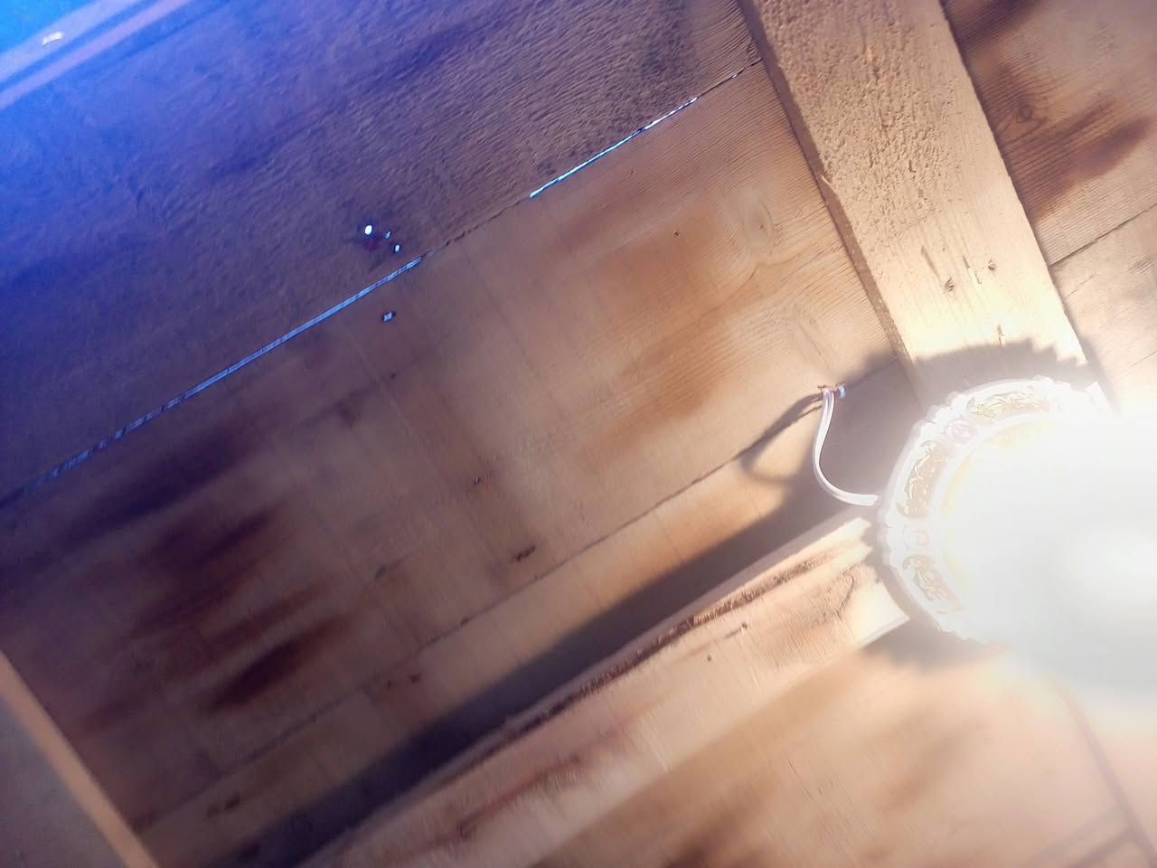 السلام عليكم قفص جديد تسكام نجاره سعره مناسب ***********
