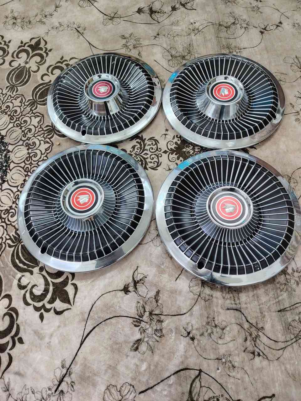 السلام عليكم للبيع حجم ١٤ عنوان بغداد السيدية متواجد خاص ***********
