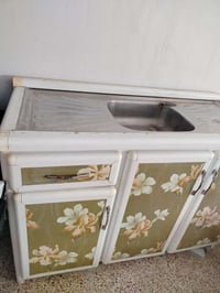 كونتر المنيوم سنك متر ونص سعر ٨٠ الف لاستفسار ٠٧٧٠٠٤٣٧٤٩٣