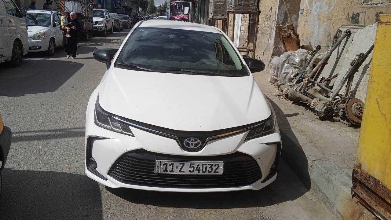 كورلا 2023 هايبرد بيها ثلاث قطع صبغ للبيع 136وبيها مجال *********** بغداد, العراق
