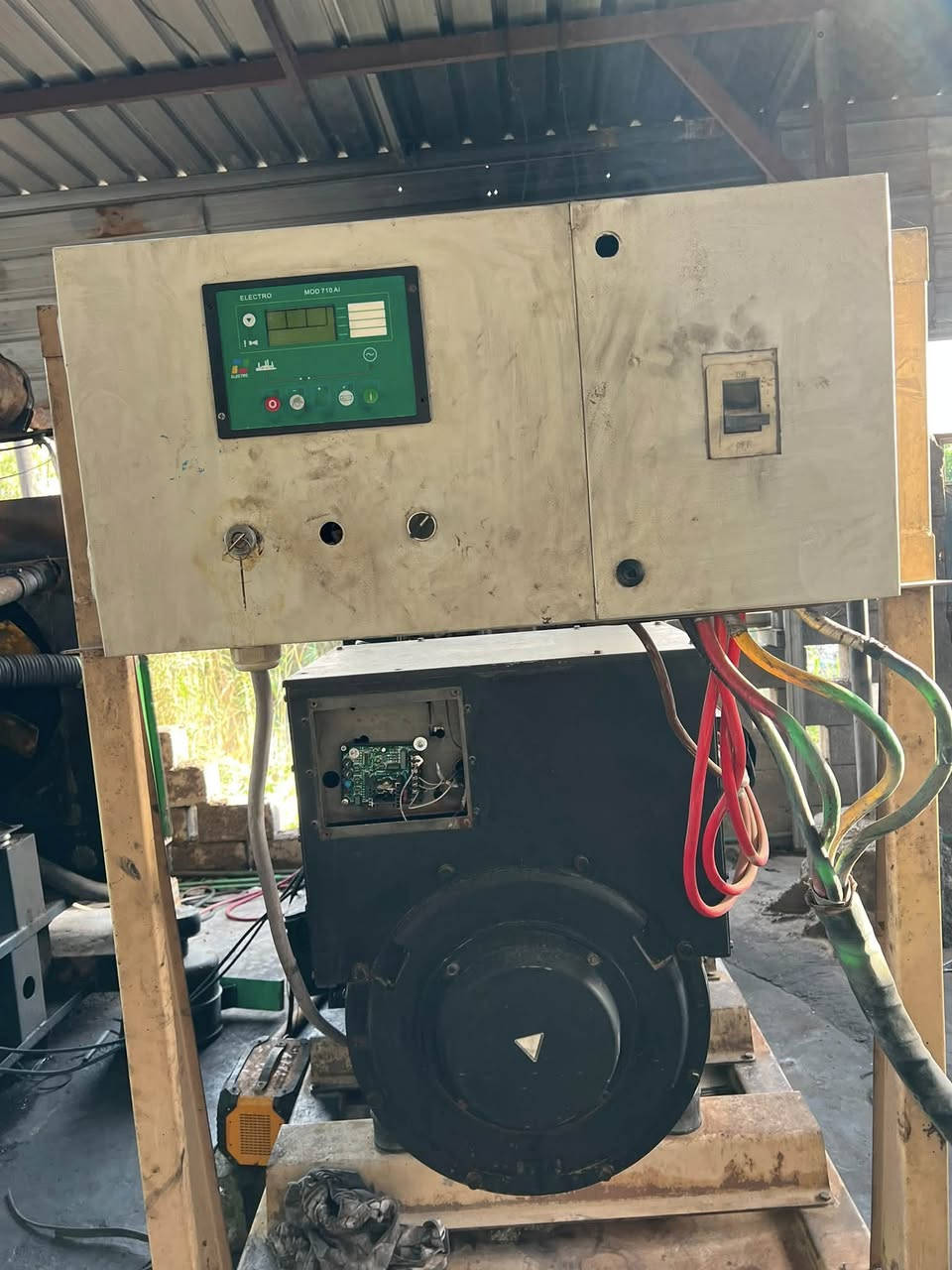 اسكانيا بومه 124 استندر التوليد350kv السعر٦٠ بيه مجال بسيط الاستفسار اتصال ع هاذ الرقم ***********
