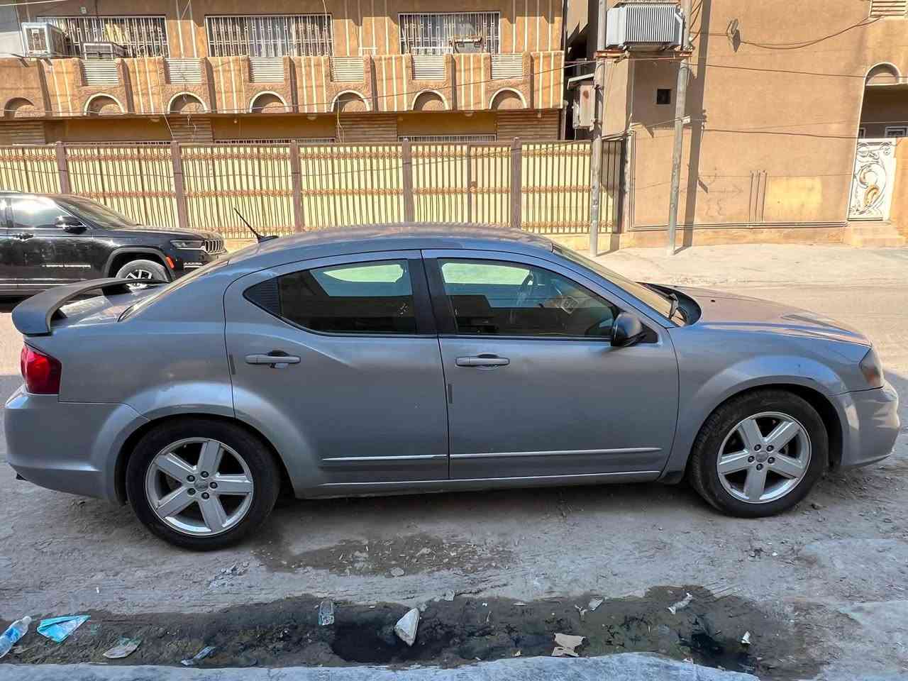 دوج افنجر البيع سيارة مديل 2013 محرك 2.4رقم بغداد ابسمي السيارة تحويل مباشر معفية من الهزة الغرمات سيارة ماشية 103 ليبل واحد بيه بارد بس الجملغ الخلفي رايده 75 بيه مجال الشراي 
مكاني بغداد قرب تقاطع درويش ‭***********‬
