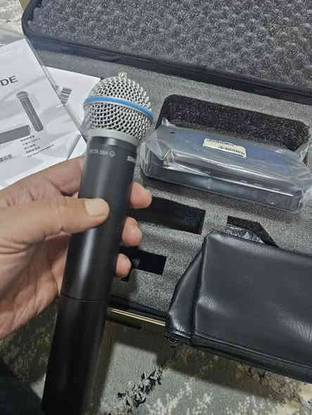 مايك شور الماني للبيع
السعر ٢٥٠الف 
عنواني دهوك 
***********
