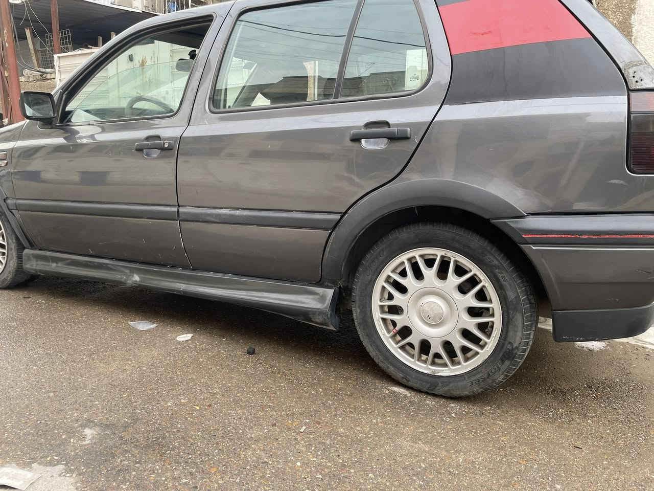 گولف1992 للبيع
رقم انكليزي السيارة بأسمي تحويل مباشر 

السعر 40
مكاني بغداد
***********
